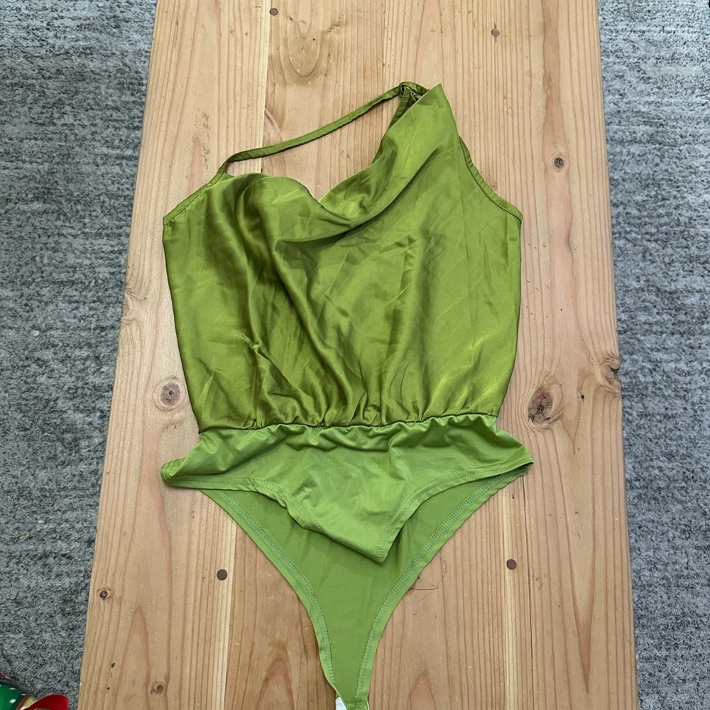 SHEIN Green Asymmetrical Bodysuit